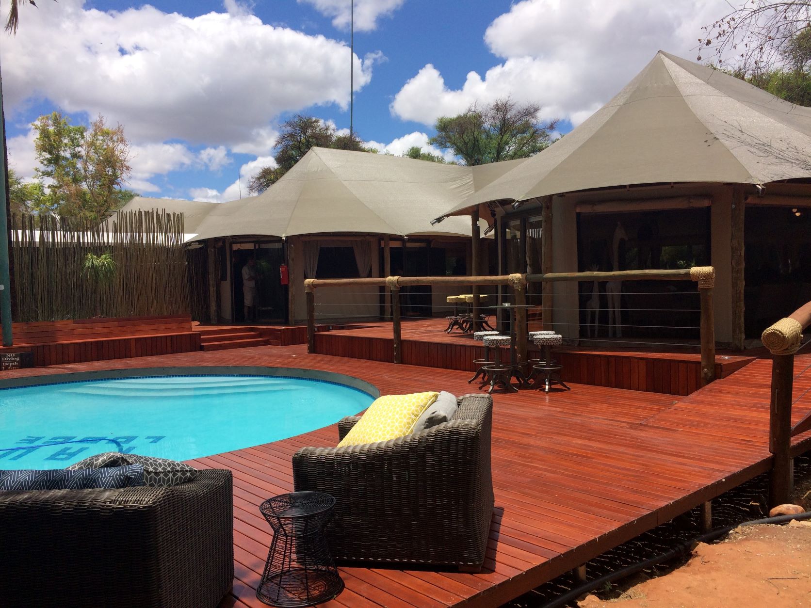 Tau Game Lodge thumbnail 2